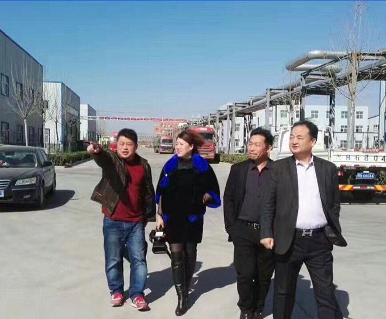 新疆吉木薩爾縣人員蒞臨我公司孟州農(nóng)達生化園區(qū)進行觀摩活動(圖1)